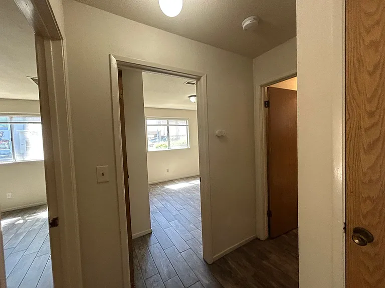 144 S Parsons Ave #A — Photo 20