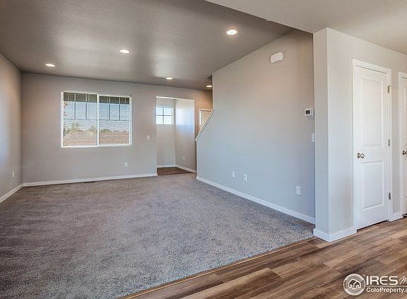 5th image of 3903 Buckthorn St
