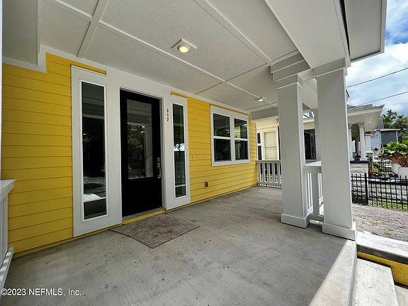 2nd image of 317 E 9TH Street