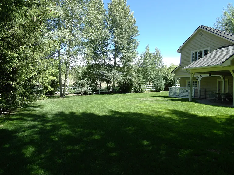 11 Willow Rd — Photo 17
