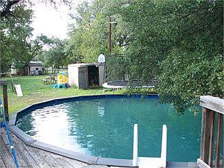 3rd image of 210 Landon Dr