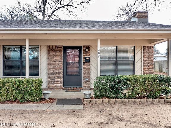 4th image of this home