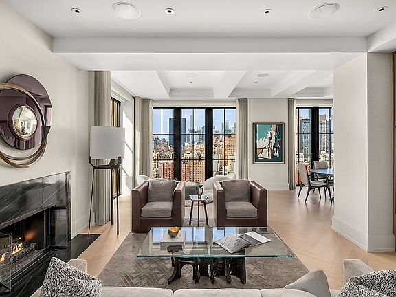 3rd image of 212 W 18th St APT 19C