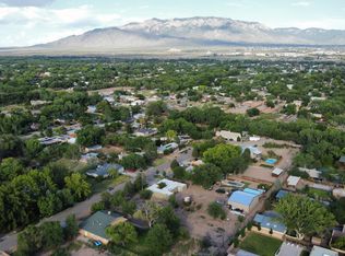 944 Western Meadows Ct NW, Albuquerque, NM 87114