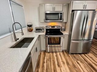 516 Eastwood Ln, Daytona Beach, FL 32118