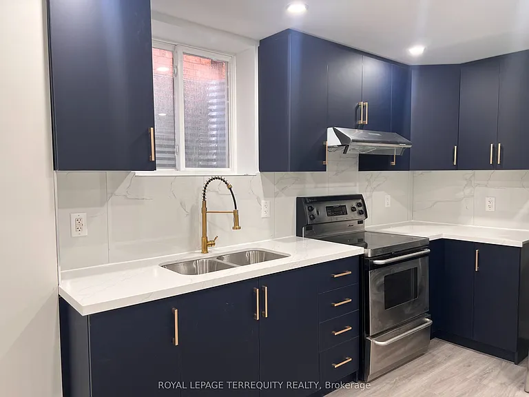 12 Merrimac Dr #BASEMENT — Photo 6