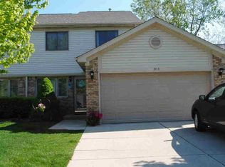 913 May Dr, Monroe, MI 48161