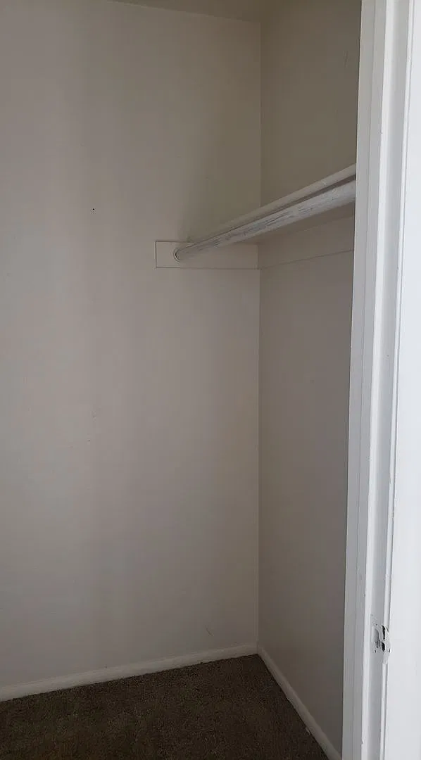 East Side Condo with views and lots of light! — Photo 3