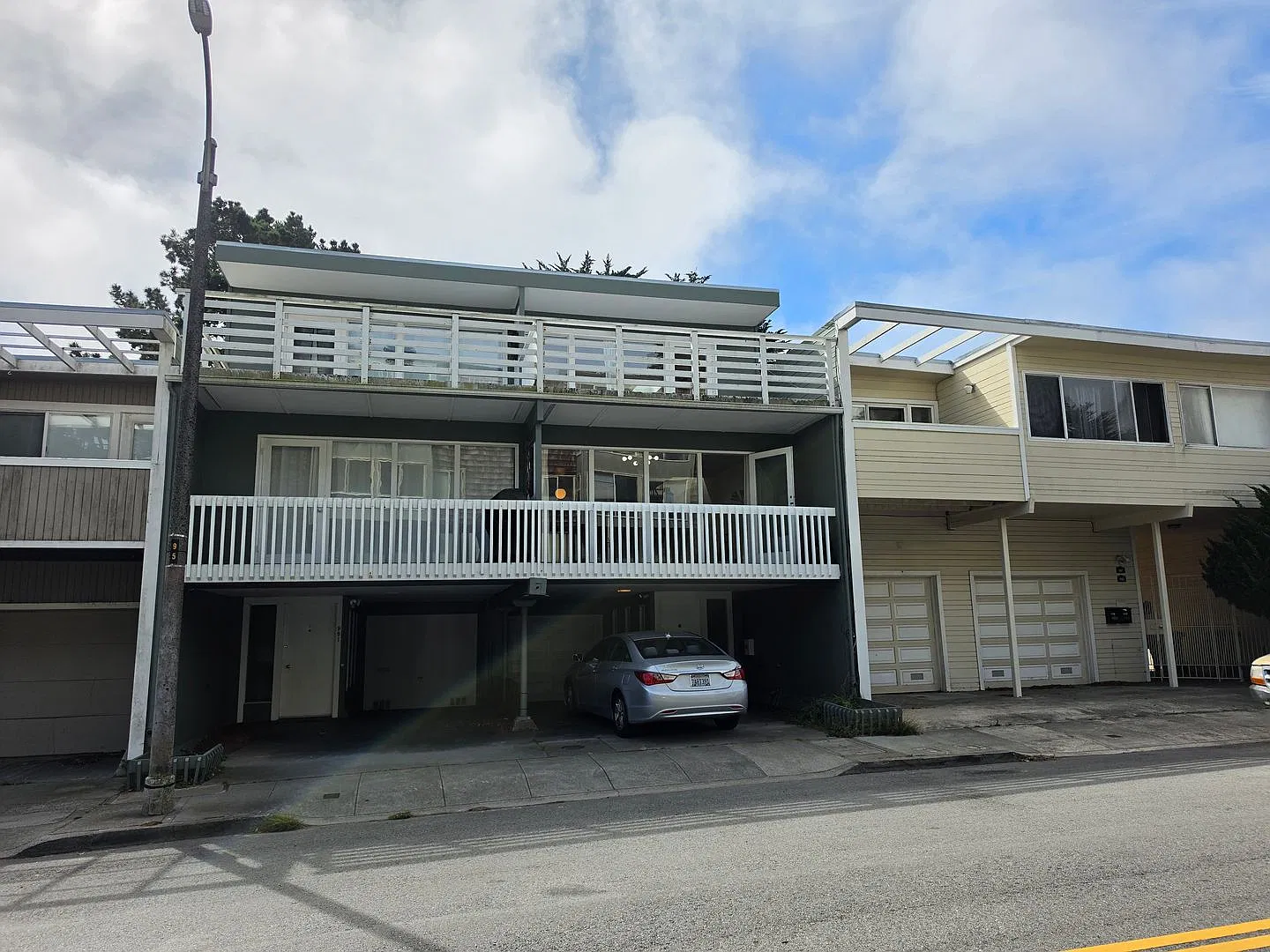 981 Duncan St #983 - Image 2