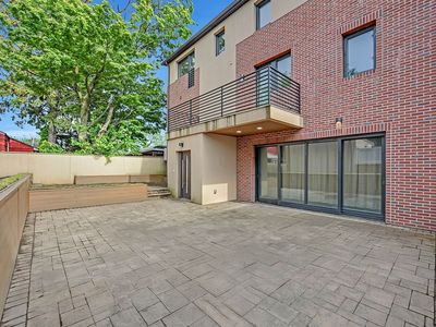 6-27 129th St UNIT 1, College Pt, NY, 11356