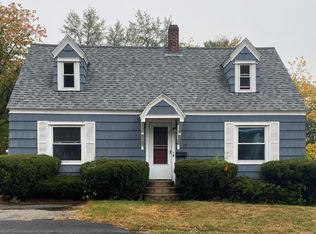 25 Stanley St, Lewiston, ME 04240