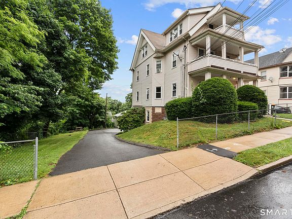 4th image of 83 Pleasant Street