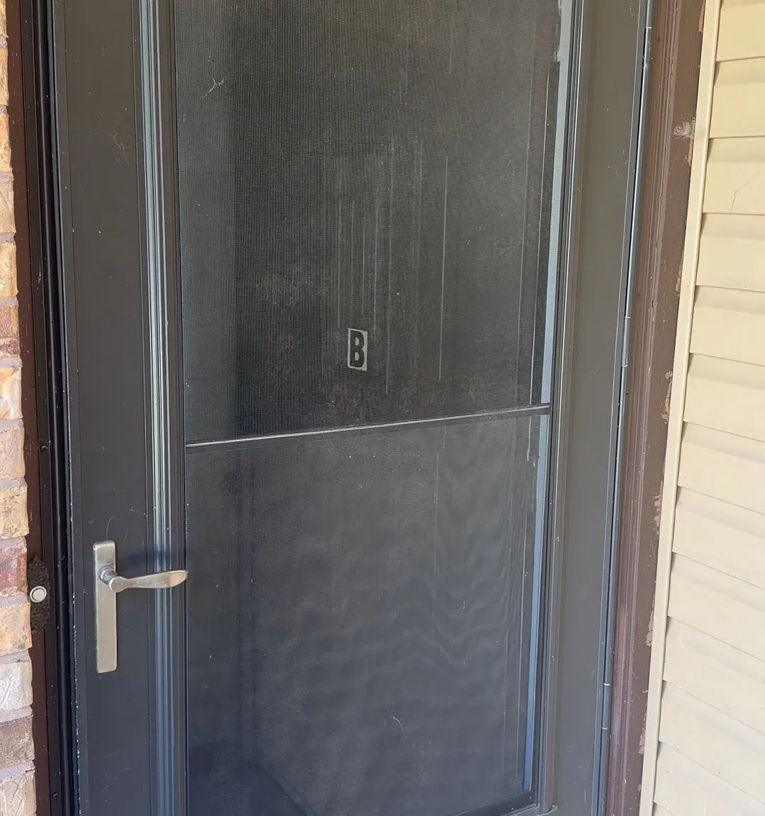 2 bed, 1050 sqft, $1,200 — Photo 1