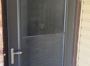 529 Mockingbird St UNIT B, Troy, IL 62294