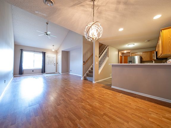 4th image of 17083 Eagleview Way