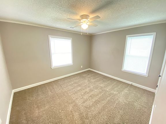 4th image of 1775 Shadowlawn Blvd