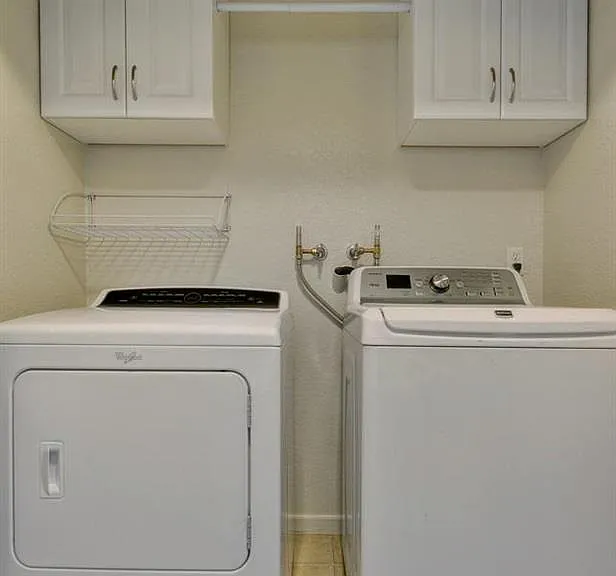 4300 Feldspar Ct — Photo 14