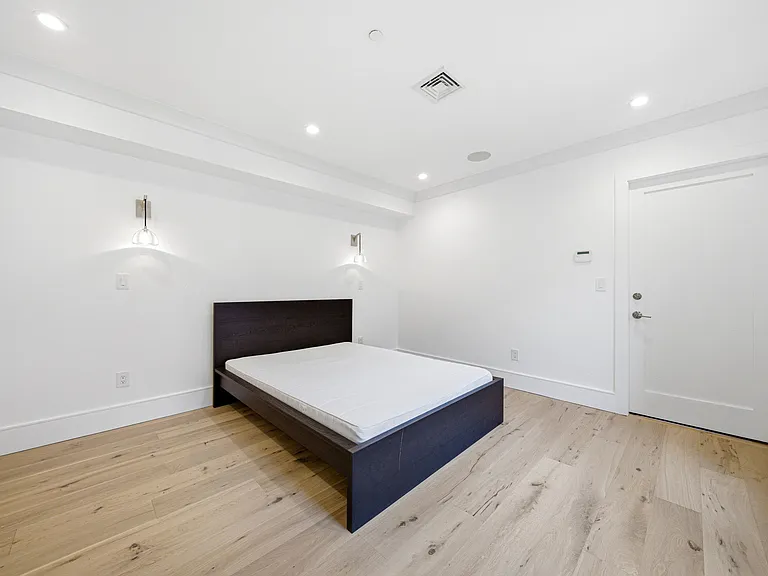 431 Marlborough St #3 — Photo 24