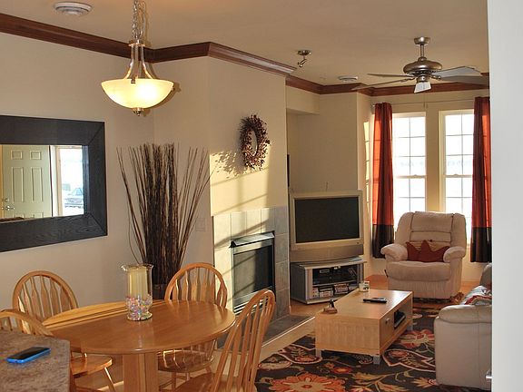3rd image of 6855 Yellowwood Ln