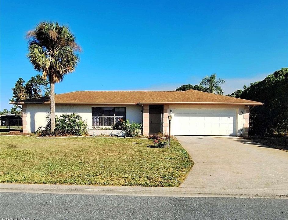 1st image of 16 Lorelei Ave