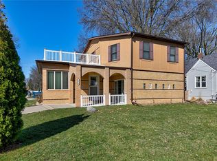 3914 70th St, Urbandale, IA 50322