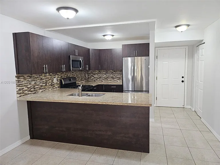 14500 SW 88th Ave #163 — Photo 7