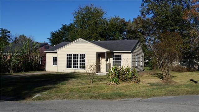 1st image of 573 Pecan Dr