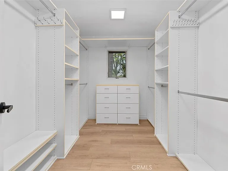 600 Cliff Dr — Photo 29