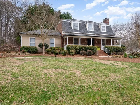 6865 Greenbrook Dr, Clemmons, NC 27012