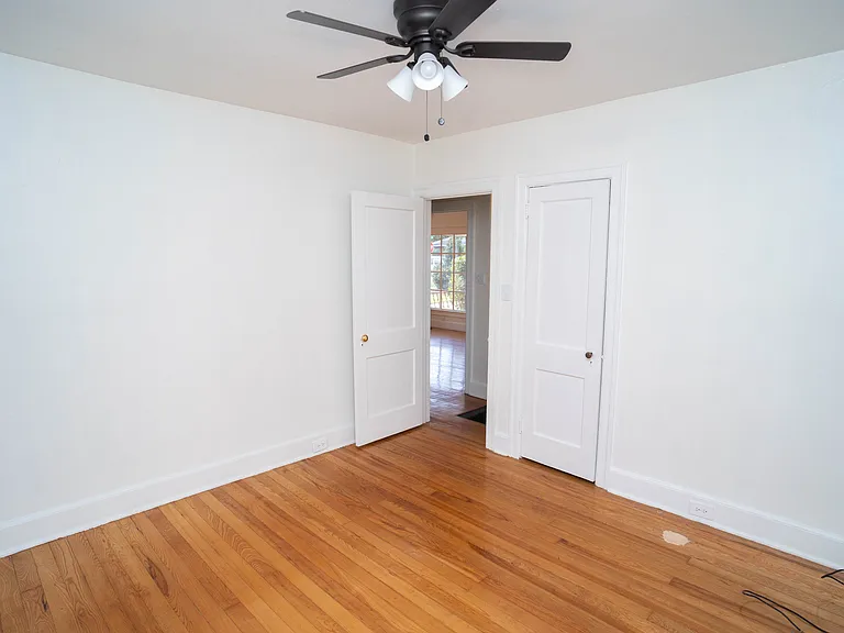 1114 8th Ave — Photo 12