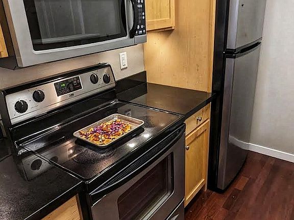 3rd image of 801 N Orange St Unit 107