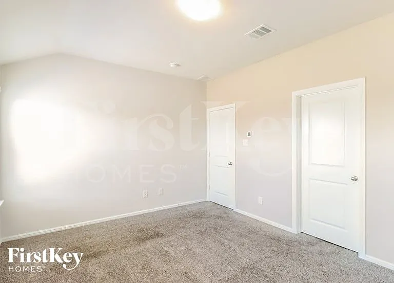 4624 Corktree Ln — Photo 7