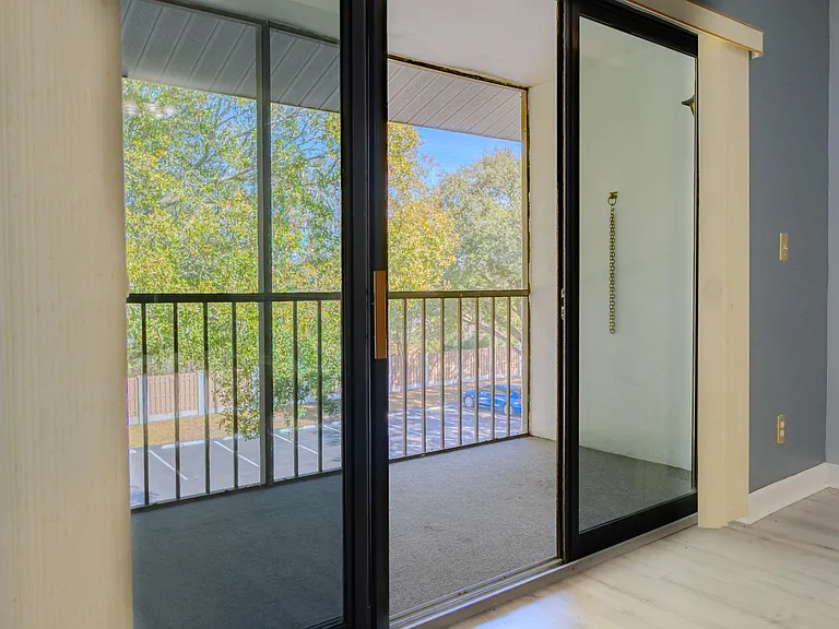 8215 Sun Spring Cir #23 — Photo 30