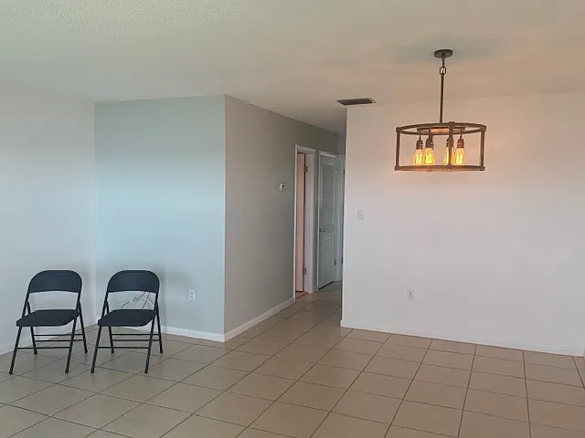 1 bed, 560 sqft, $1,250 — Photo 2