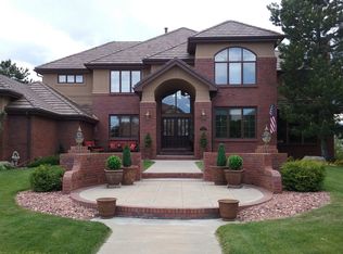 2057 S Robb Way, Lakewood, CO 80227