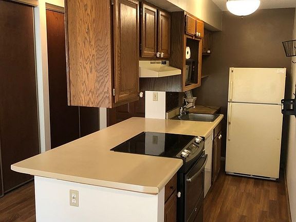 5th image of 1390 Carling Dr APT 105