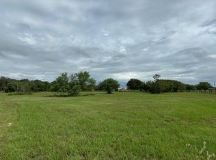 949 Slippery Elm Rd, Victoria, TX 77904