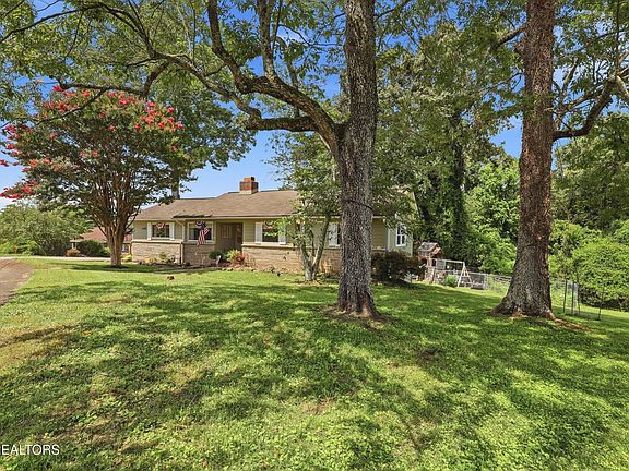 5th image of 102 Nolan Rd