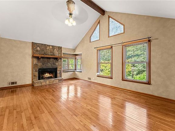 5th image of 735 Calhoun Rd