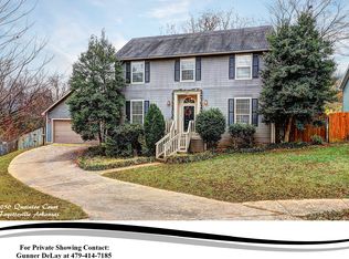 3050 N Quainton Ct, Fayetteville, AR 72703