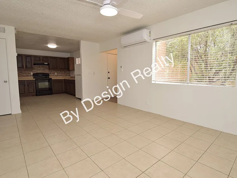 3334 E Presidio Rd — Photo 3