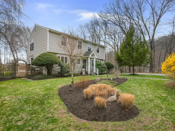 21 Aspetuck Pines Drive, New Milford, CT 06776