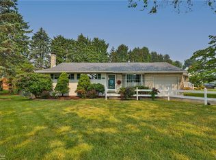 2206 Aster Rd, Bethlehem, PA 18018