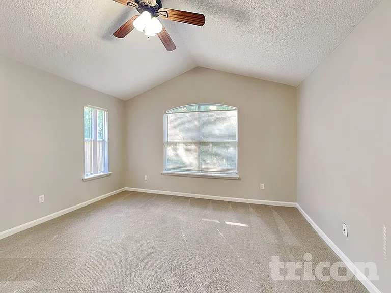 2738 Ravine Hill Dr — Photo 8