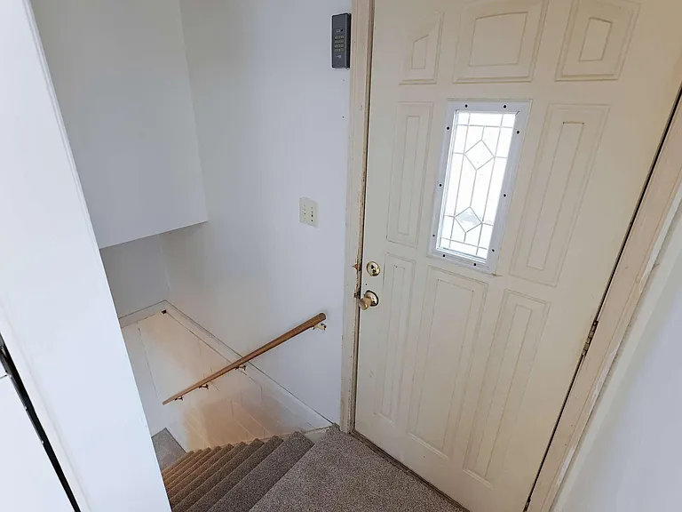 940 S 48th St — Photo 22