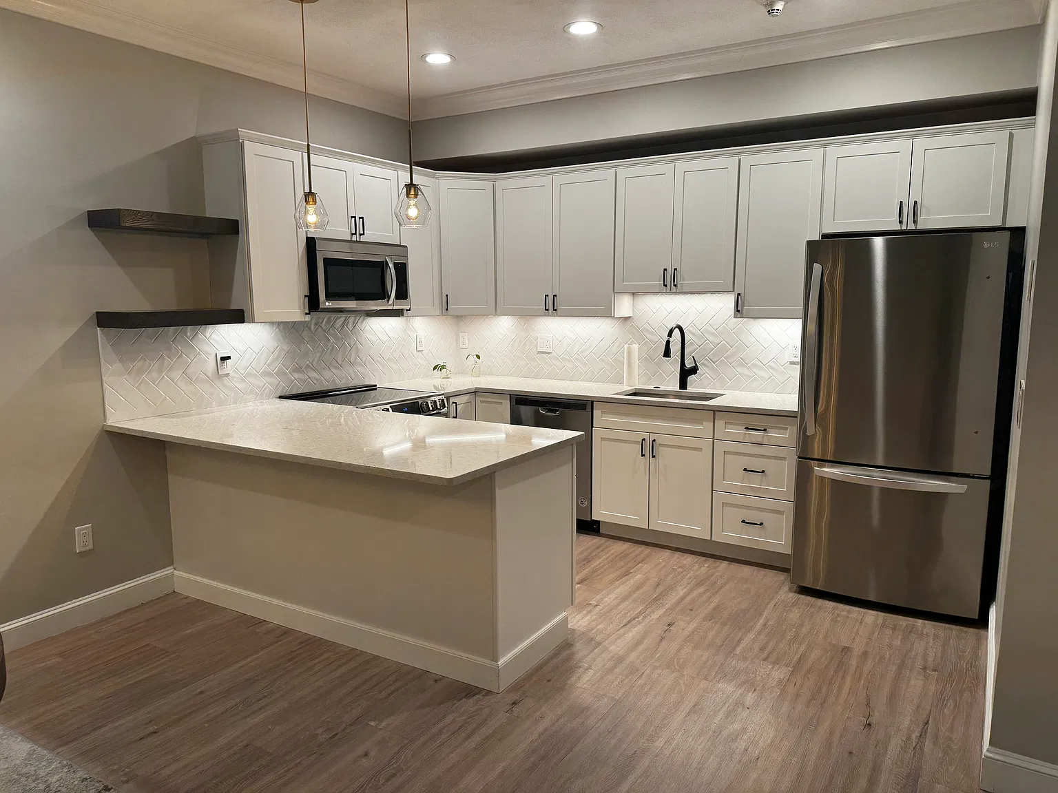 1 bed, 661 sqft, $2,800 — Photo 1