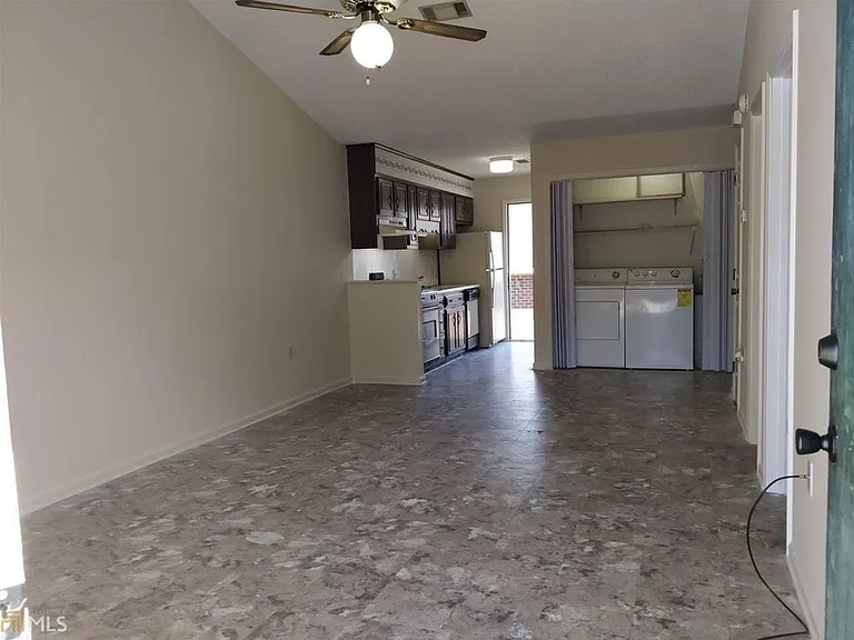 230 Lanier Dr #74 — Photo 1