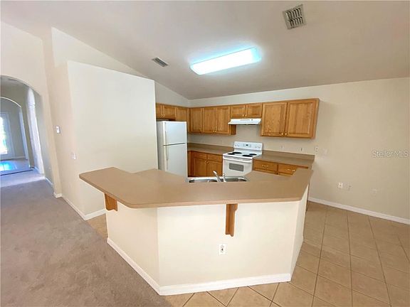 3rd image of 4674 Cumbrian Lakes Dr