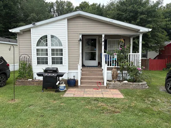 141 Sands Rd, Lothian, MD 20711