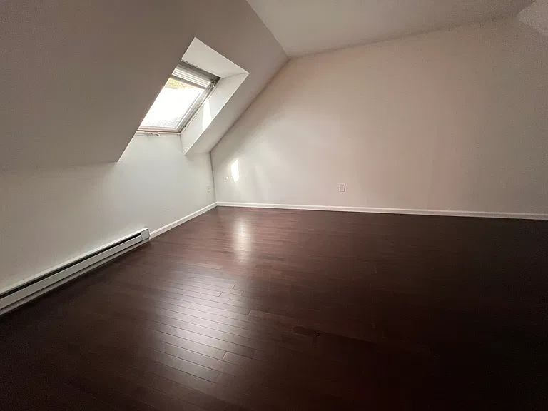 65 Fall Brook St — Photo 5